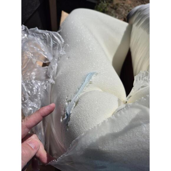 TEMPUR-PEDIC TEMPUR-Cloud 2 in. King Mattress Topper White - See Pics - Open Box - Picture 7 of 8